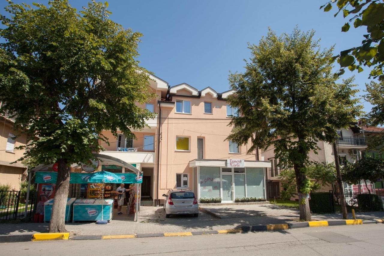 Central Modern Apt Struga Eksteriør billede